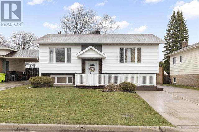 109 Taskar Dr, House detached with 3 bedrooms, 2 bathrooms and null parking in Sault Ste. Marie ON | Image 27