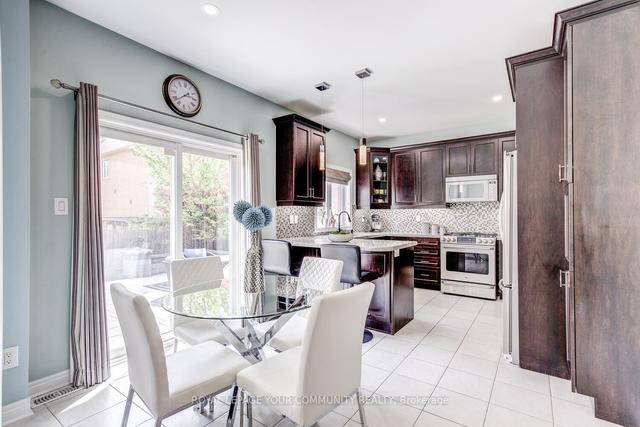 90 Maverick Cres, House detached with 4 bedrooms, 5 bathrooms and 6 parking in Vaughan ON | Image 38