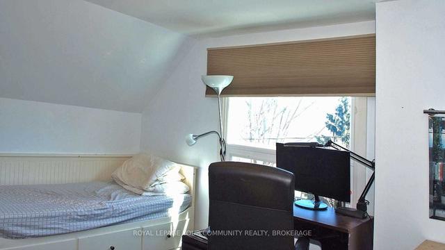 90 Hearst Circ, House detached with 3 bedrooms, 2 bathrooms and 3 parking in Toronto ON | Image 16