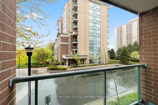 204 - 15 Michael Power Pl, Condo with 1 bedrooms, 2 bathrooms and 1 parking in Toronto ON | Image 24