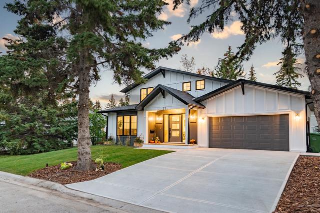 22 Varcove Place Nw, House detached with 4 bedrooms, 3 bathrooms and 6 parking in Calgary AB | Image 16
