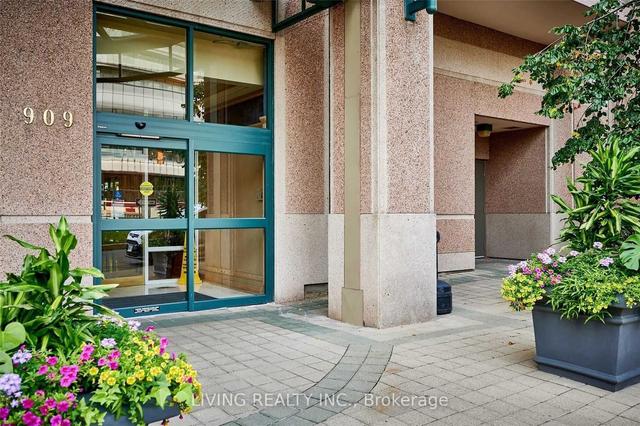 606 - 909 Bay St, Condo with 1 bedrooms, 1 bathrooms and 1 parking in Toronto ON | Image 23