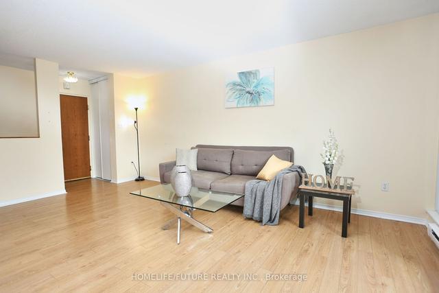406 - 454 Centre St S, Condo with 2 bedrooms, 1 bathrooms and 1 parking in Oshawa ON | Image 14