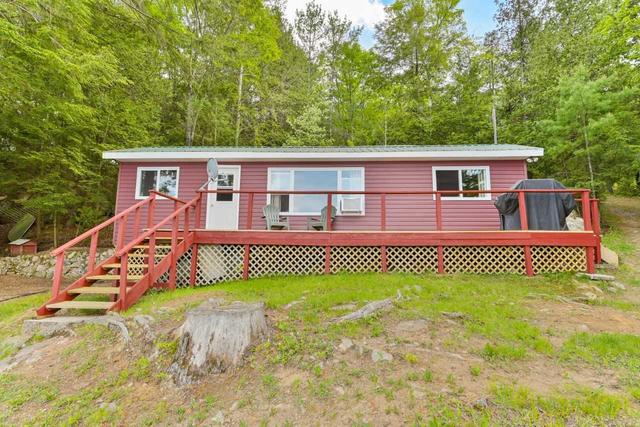 1111 North Pinnacle Point Lane, House detached with 3 bedrooms, 1 bathrooms and 6 parking in Central Frontenac ON | Image 1