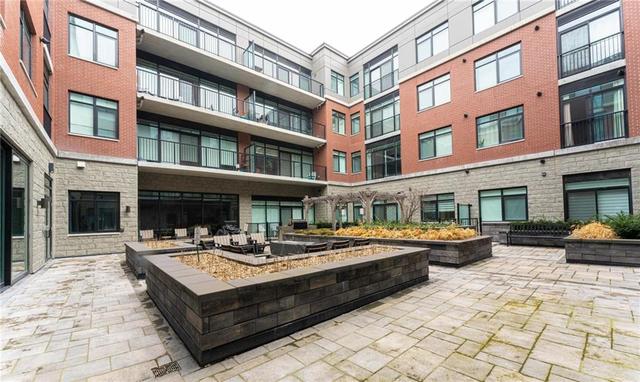 339 - 1 Redfern Avenue, Condo with 2 bedrooms, 2 bathrooms and 1 parking in Hamilton ON | Image 1