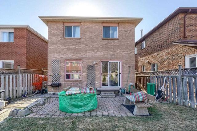 7 Wayne Nicol Dr, House detached with 3 bedrooms, 3 bathrooms and 5 parking in Brampton ON | Image 30