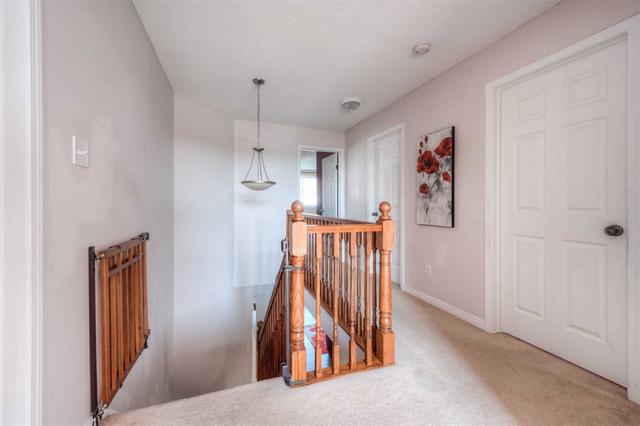 301 Beaumont Cres, House detached with 4 bedrooms, 3 bathrooms and 4 parking in Kitchener ON | Image 16