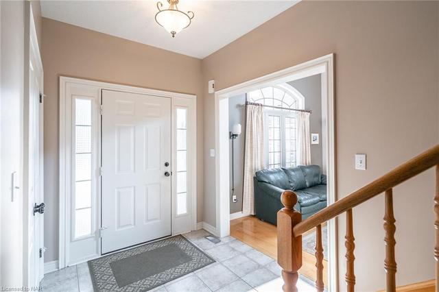55 Nicholas Drive, House detached with 4 bedrooms, 4 bathrooms and 4 parking in St. Catharines ON | Image 5
