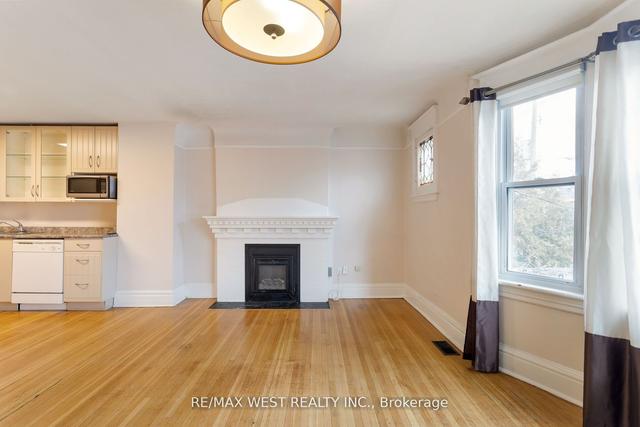 96 Roncesvalles Ave, House semidetached with 3 bedrooms, 3 bathrooms and 0 parking in Toronto ON | Image 24