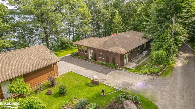 1123 Shady Lane, House detached with 4 bedrooms, 3 bathrooms and 5 parking in Minden Hills ON | Image 8