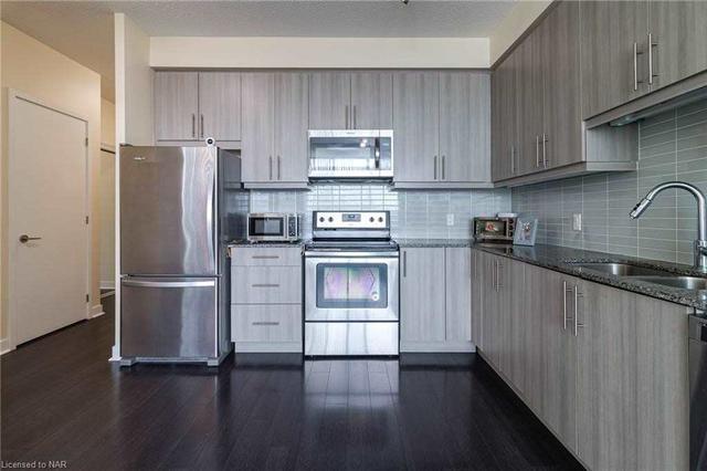 0205 - 3975 Grand Park Dr, Condo with 2 bedrooms, 2 bathrooms and 1 parking in Mississauga ON | Image 2