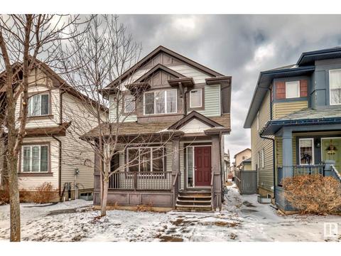 17952 84 St Nw, House detached with 3 bedrooms, 2 bathrooms and 4 parking in Edmonton AB | Card Image