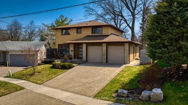 31 Woodthrush Crt, House detached with 4 bedrooms, 4 bathrooms and 6 parking in Toronto ON | Image 12