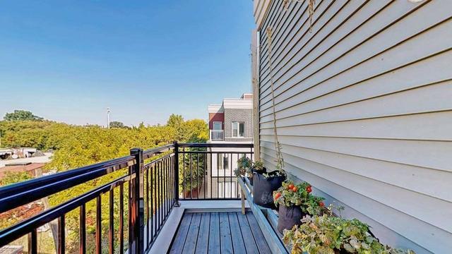 3 - 130 Long Branch Ave, Townhouse with 3 bedrooms, 3 bathrooms and 1 parking in Toronto ON | Image 35