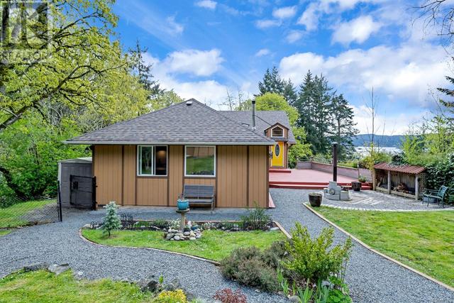 3013 Manzer Rd, House detached with 3 bedrooms, 2 bathrooms and 5 parking in Sooke BC | Image 70