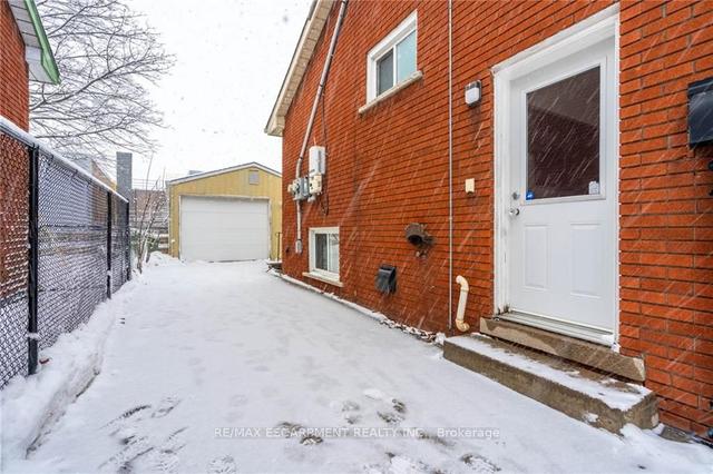 176 Terrace Dr, House detached with 3 bedrooms, 2 bathrooms and 5 parking in Hamilton ON | Image 32