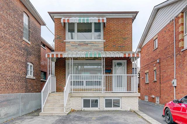 133 Tyrrel Ave, House detached with 3 bedrooms, 2 bathrooms and 4 parking in Toronto ON | Image 1