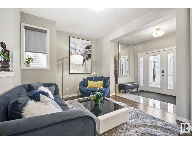2122 53 St Sw, House detached with 4 bedrooms, 3 bathrooms and 4 parking in Edmonton AB | Image 3
