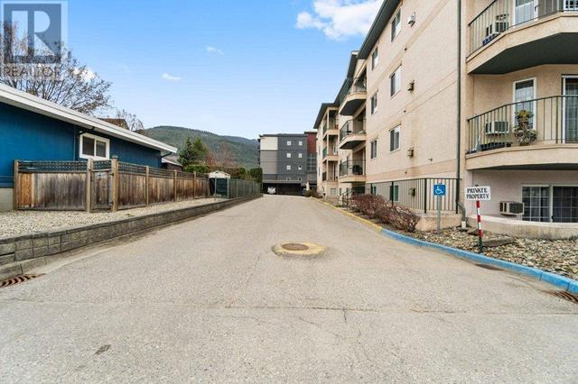 302 - 160 5 Avenue Sw, Condo with 2 bedrooms, 2 bathrooms and 1 parking in Salmon Arm BC | Image 44
