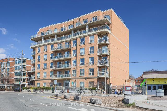 203 - 11 Christie St, Condo with 2 bedrooms, 1 bathrooms and 1 parking in Toronto ON | Image 12