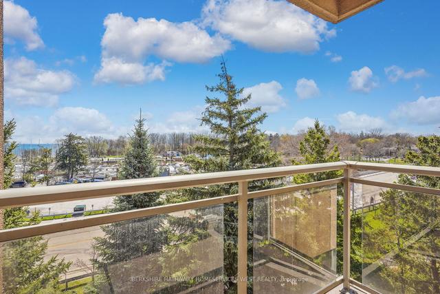 422 - 2511 Lakeshore Rd W, Condo with 2 bedrooms, 2 bathrooms and 2 parking in Oakville ON | Image 11