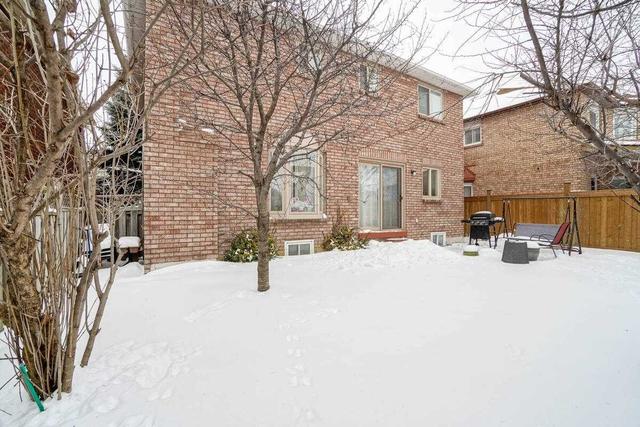 48 Appleton Tr, House detached with 3 bedrooms, 4 bathrooms and 6 parking in Brampton ON | Image 35