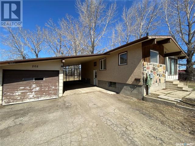 205 York Road W, House detached with 3 bedrooms, 1 bathrooms and null parking in Yorkton SK | Image 26