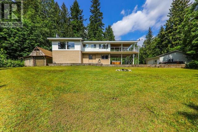 23215 141 Avenue, House detached with 4 bedrooms, 2 bathrooms and 15 parking in Maple Ridge BC | Image 21
