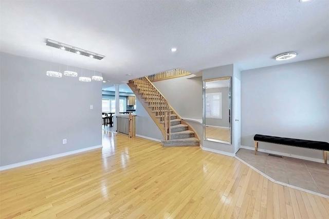 48 Grainger Cres, House detached with 4 bedrooms, 3 bathrooms and 6 parking in Ajax ON | Image 33