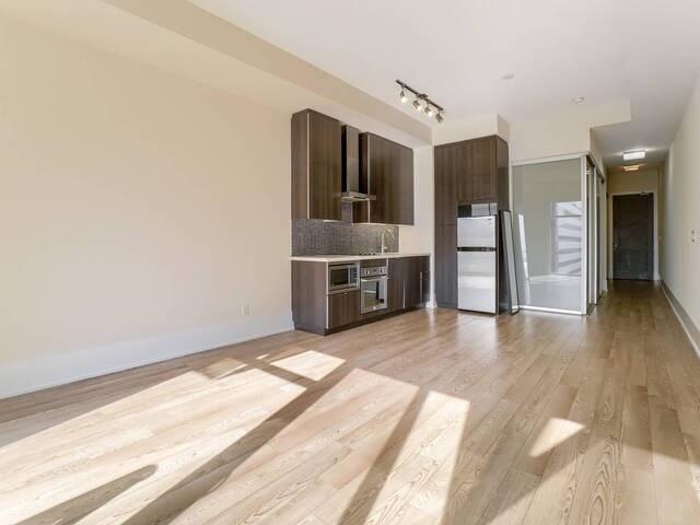 921 - 20 John St, Condo with 1 bedrooms, 1 bathrooms and 0 parking in Toronto ON | Image 2