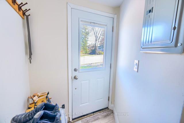 1 - 18 Ewing St, House detached with 2 bedrooms, 1 bathrooms and 2 parking in Halton Hills ON | Image 24