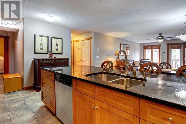 201, - 170 Crossbow Place, Condo with 2 bedrooms, 2 bathrooms and 1 parking in Canmore AB | Image 5
