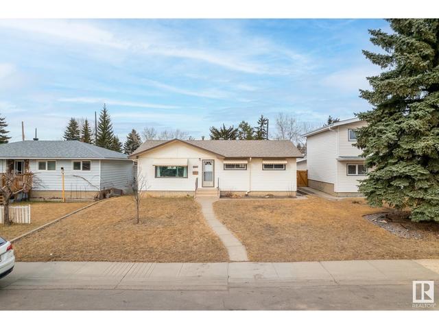 9016 135a Av Nw, House detached with 3 bedrooms, 1 bathrooms and 4 parking in Edmonton AB | Image 45