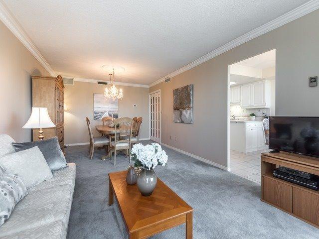 1003 - 700 Wilson Rd N, Condo with 2 bedrooms, 2 bathrooms and 1 parking in Oshawa ON | Image 5