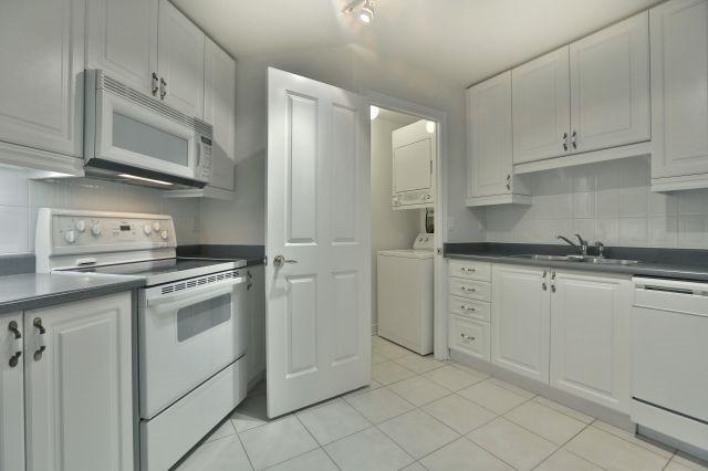 Lph4 - 350 Mill Rd, Condo with 2 bedrooms, 2 bathrooms and 1 parking in Toronto ON | Image 8
