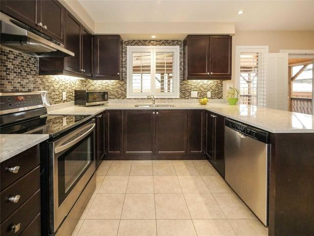 821 Miller Park Ave, House detached with 3 bedrooms, 4 bathrooms and 2 parking in Bradford West Gwillimbury ON | Image 15
