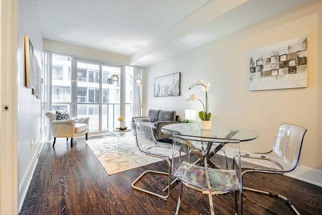 705 - 560 Front St W, Condo with 1 bedrooms, 1 bathrooms and 0 parking in Toronto ON | Image 1