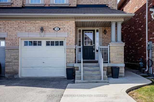12 Dillon Dr, House semidetached with 4 bedrooms, 3 bathrooms and 2 parking in Brampton ON | Image 2