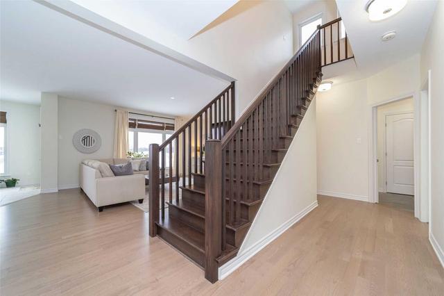 520 Bobolink Rdge, House detached with 4 bedrooms, 3 bathrooms and 4 parking in Ottawa ON | Image 7