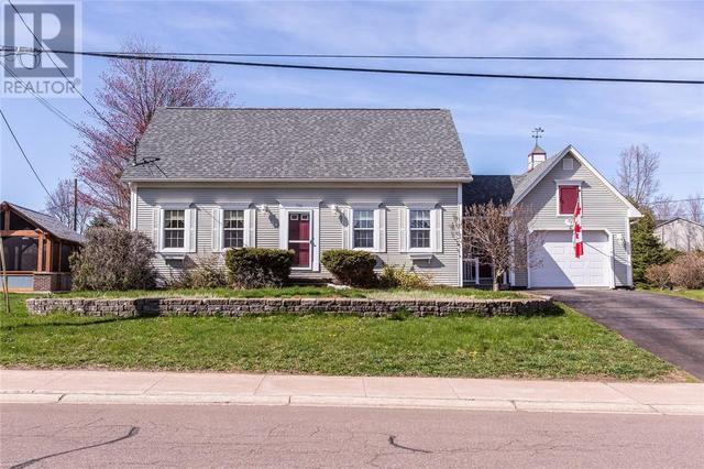 716 Pinewood Rd, House detached with 2 bedrooms, 2 bathrooms and null parking in Riverview NB | Card Image