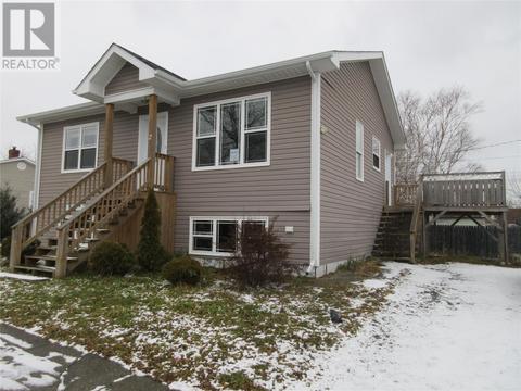 2 Wheelers Avenue, House detached with 2 bedrooms, 2 bathrooms and null parking in Grand Falls-Windsor NL | Card Image