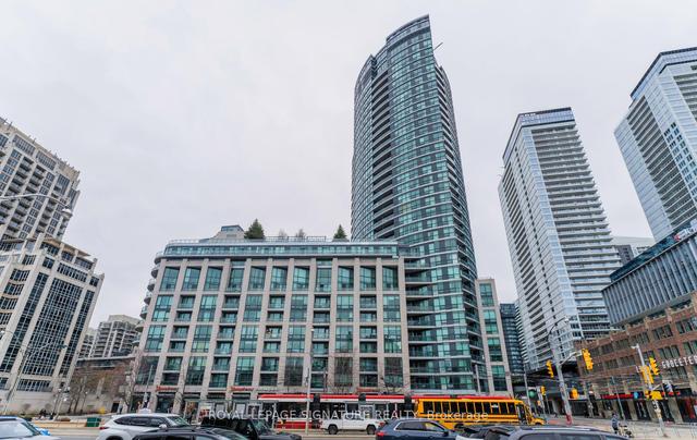 2006 - 600 Fleet St, Condo with 2 bedrooms, 2 bathrooms and 1 parking in Toronto ON | Image 1