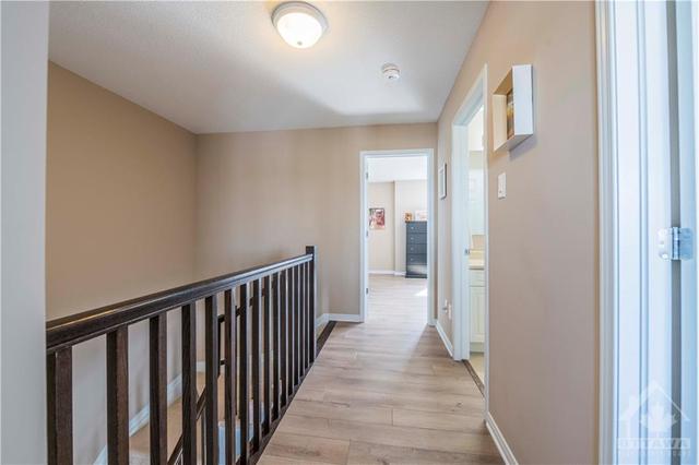 404 Sweetflag Street, Townhouse with 3 bedrooms, 3 bathrooms and 2 parking in Ottawa ON | Image 22