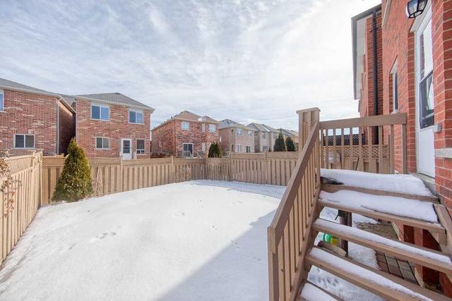 104 Northway Ave, House attached with 3 bedrooms, 3 bathrooms and 3 parking in Whitchurch Stouffville ON | Image 26