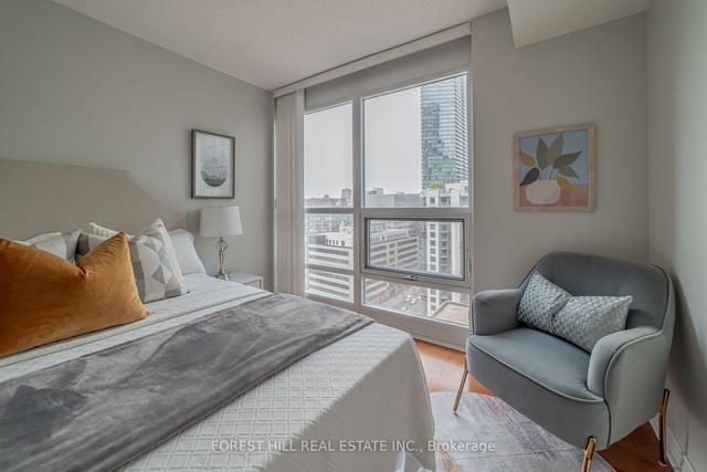 1702 - 763 Bay St, Condo with 1 bedrooms, 1 bathrooms and 1 parking in Toronto ON | Image 13