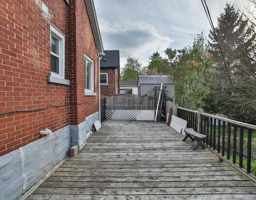 upper - 950 Queen's Blvd, House detached with 3 bedrooms, 1 bathrooms and 4 parking in Kitchener ON | Image 29