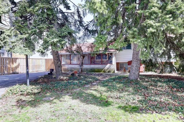 815 Mississauga Valley Blvd, House detached with 3 bedrooms, 2 bathrooms and 7 parking in Mississauga ON | Image 22