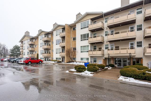 301 - 78 Roehampton Ave, Condo with 2 bedrooms, 2 bathrooms and 1 parking in St. Catharines ON | Image 12