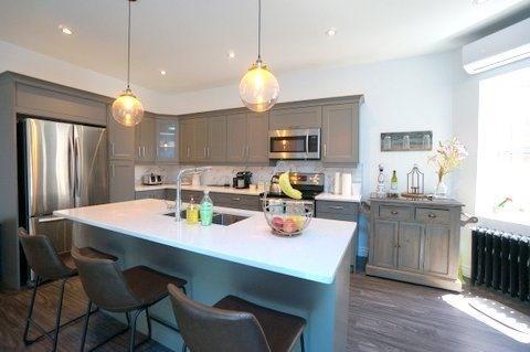 2243 Dundas St W, Condo with 4 bedrooms, 6 bathrooms and 4 parking in Toronto ON | Image 3