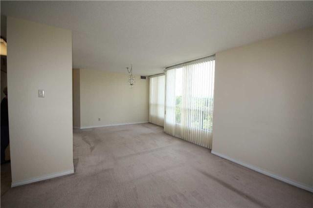 1003 - 100 Millside Dr, Condo with 2 bedrooms, 2 bathrooms and 1 parking in Milton ON | Image 3
